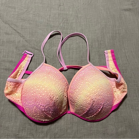 Victoria's Secret Pink Ombre Bikini Top Lace Crochet Size 36DD Swim Beach GUC - Picture 2 of 6